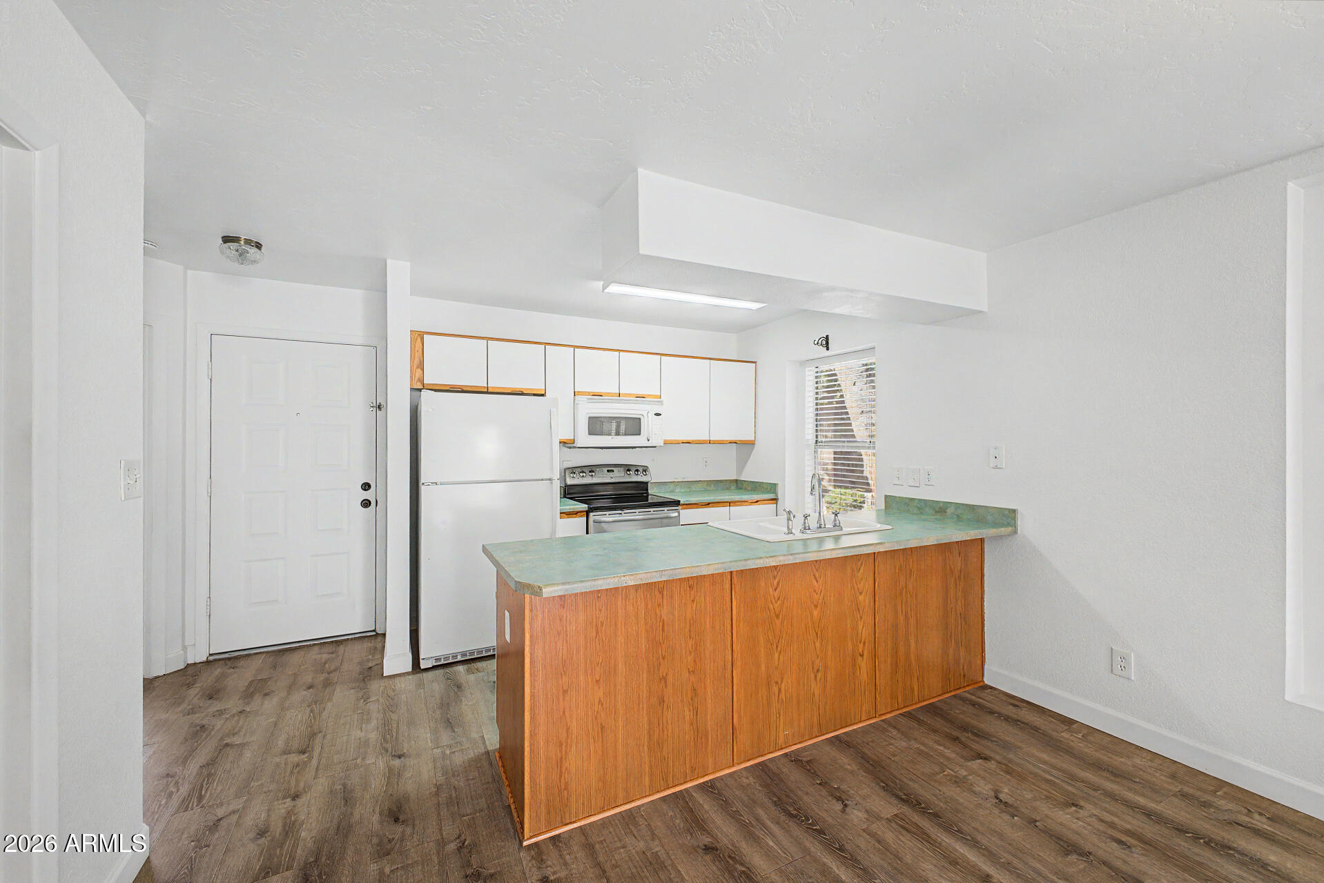 OLIVE SQUARE CONDOMINIUMS PHASE 1 - Residential