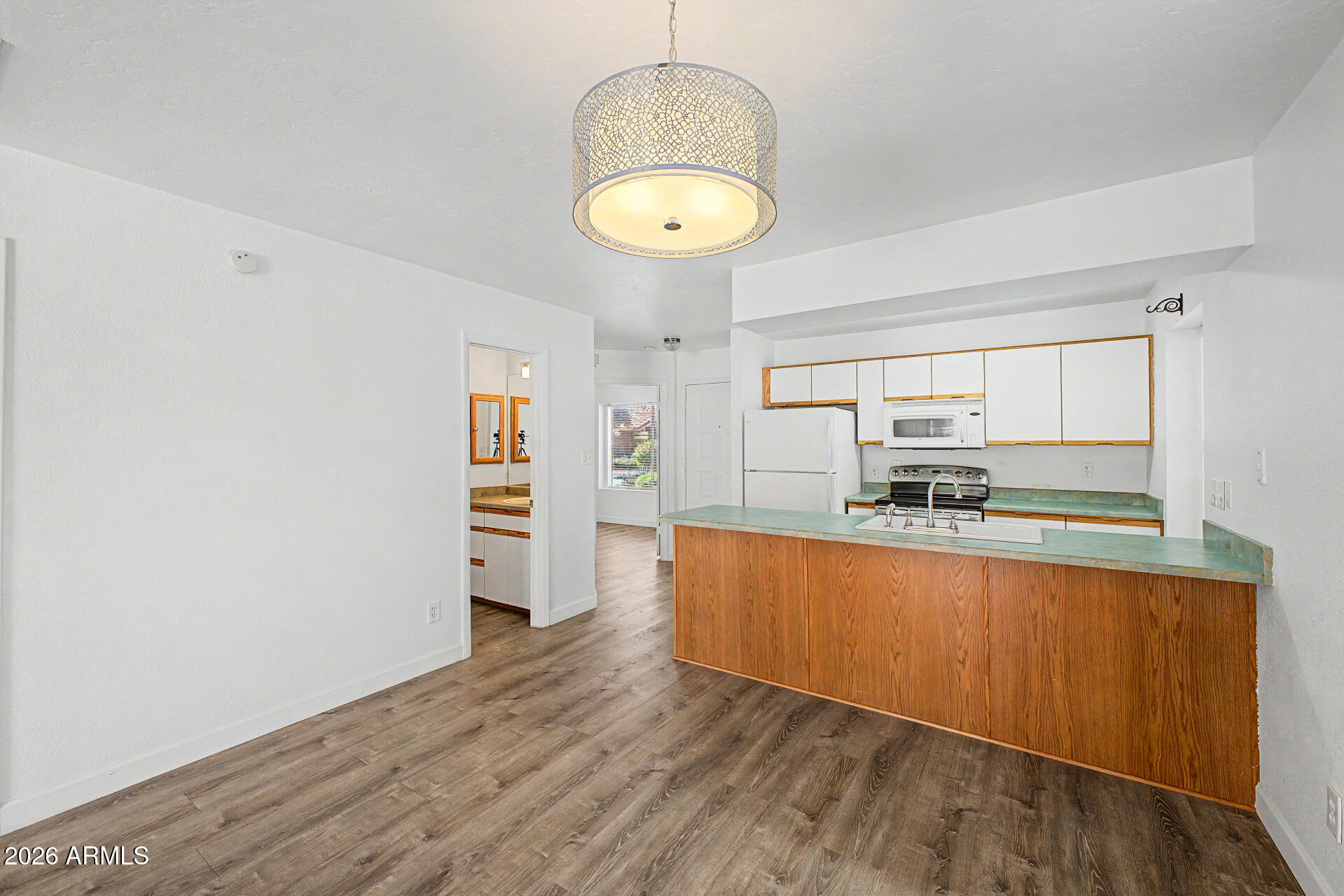 OLIVE SQUARE CONDOMINIUMS PHASE 1 - Residential