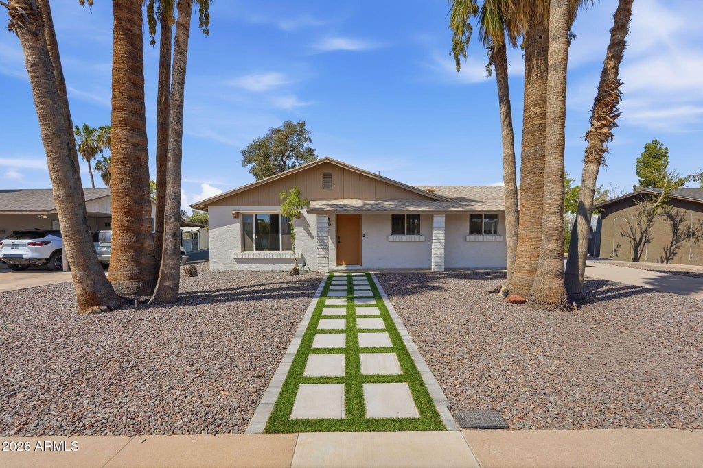 Photo of 5406 S College Avenue, Tempe, AZ 85283 (MLS # 7072025)