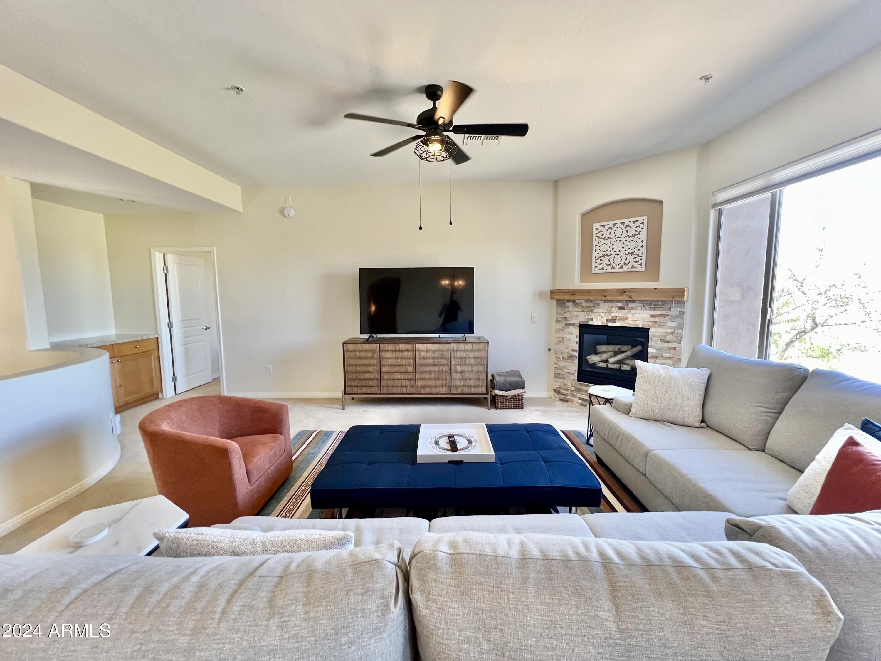 19475 N GRAYHAWK Drive 2002