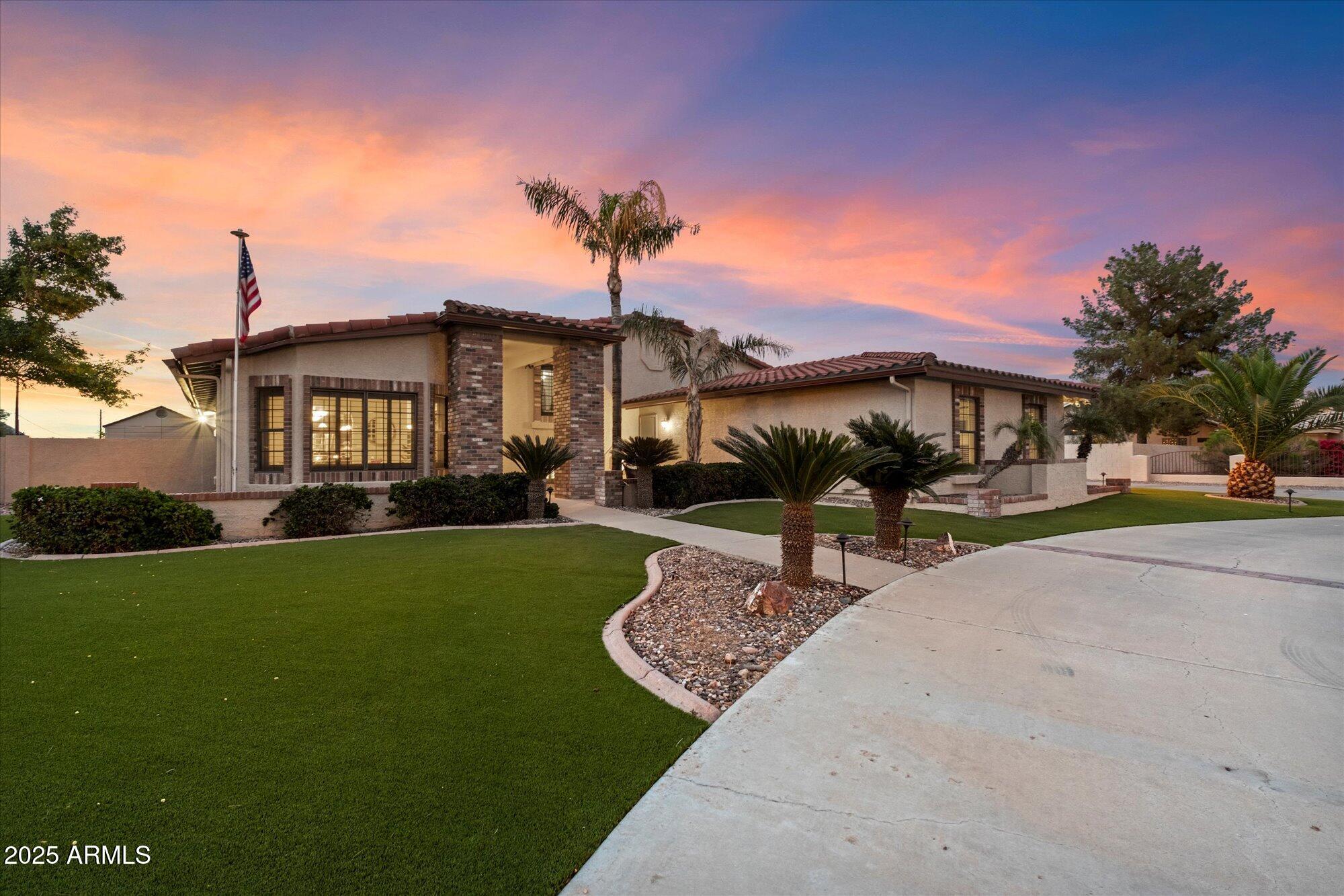 5044 W ELECTRA Lane