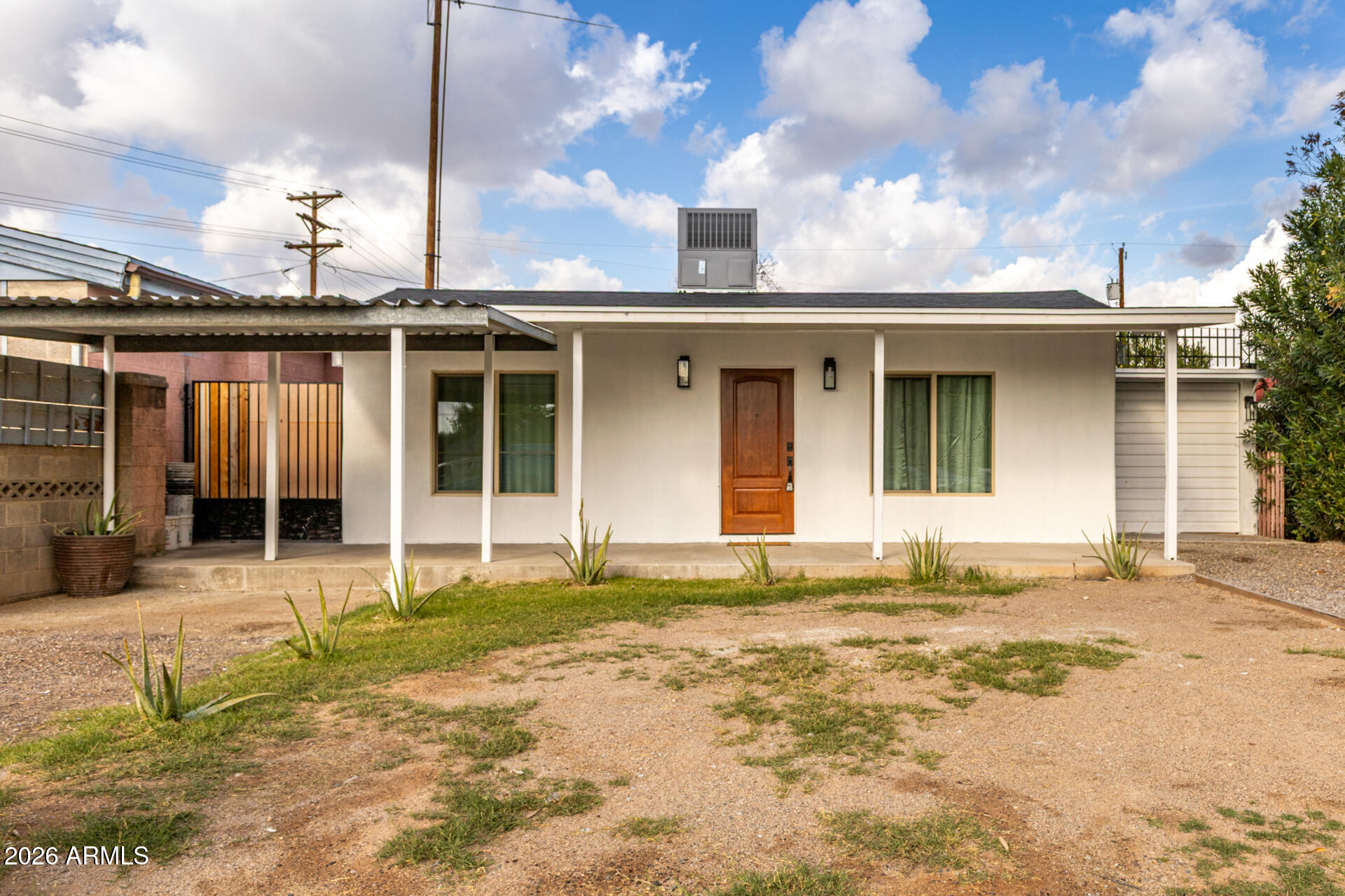 2142 W COOLIDGE Street