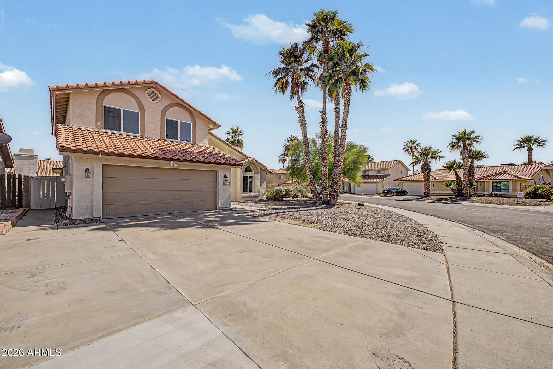 4221 E AMBERWOOD Drive
