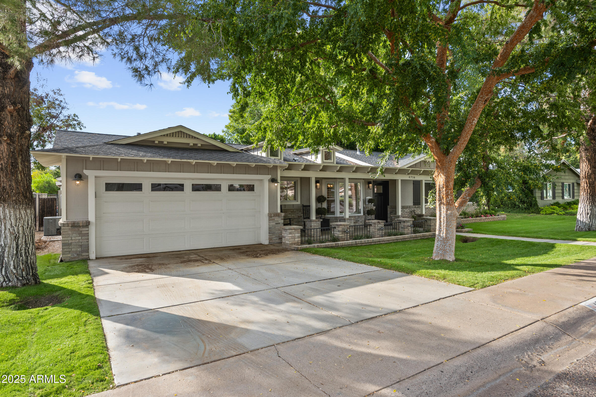 4716 N 34TH Place