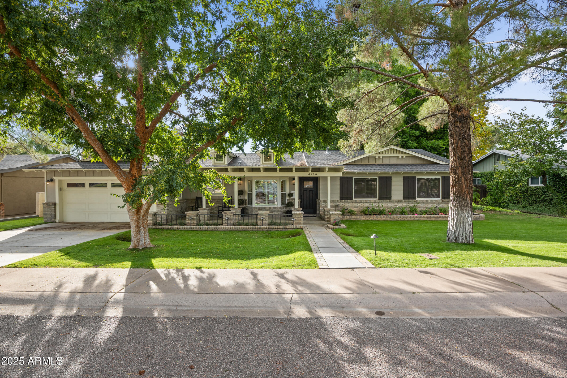 4716 N 34TH Place