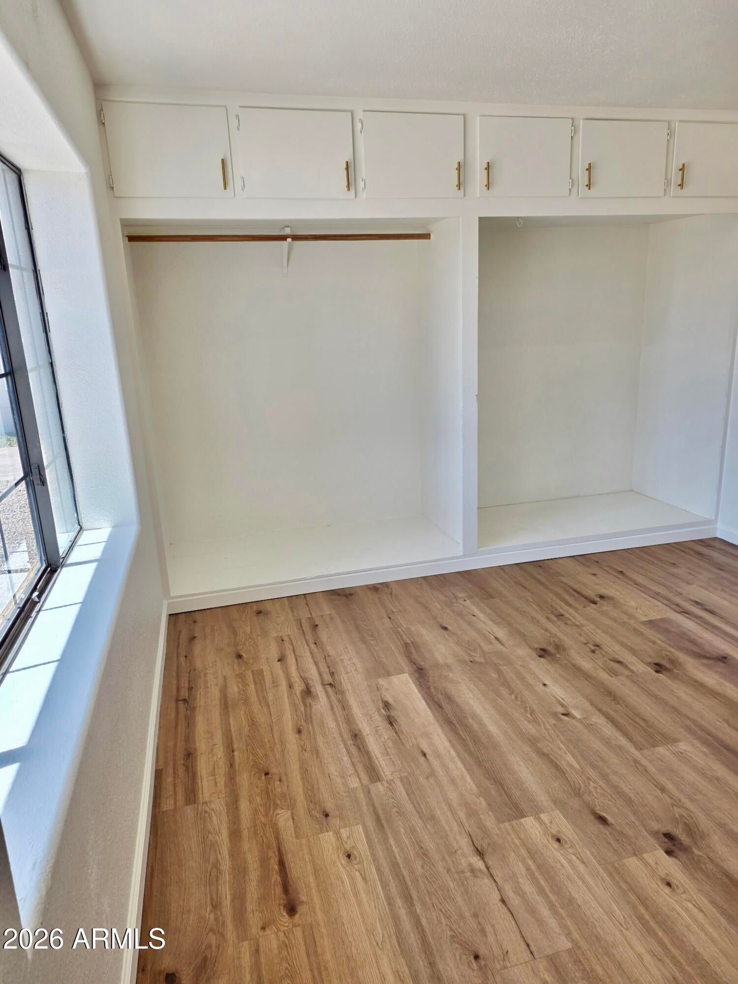 318 W 13TH Street