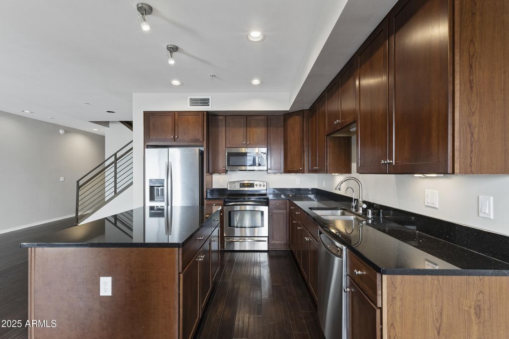 Photo of 526 W 1st Street #106, Tempe, AZ 85281 (MLS # 6931047)