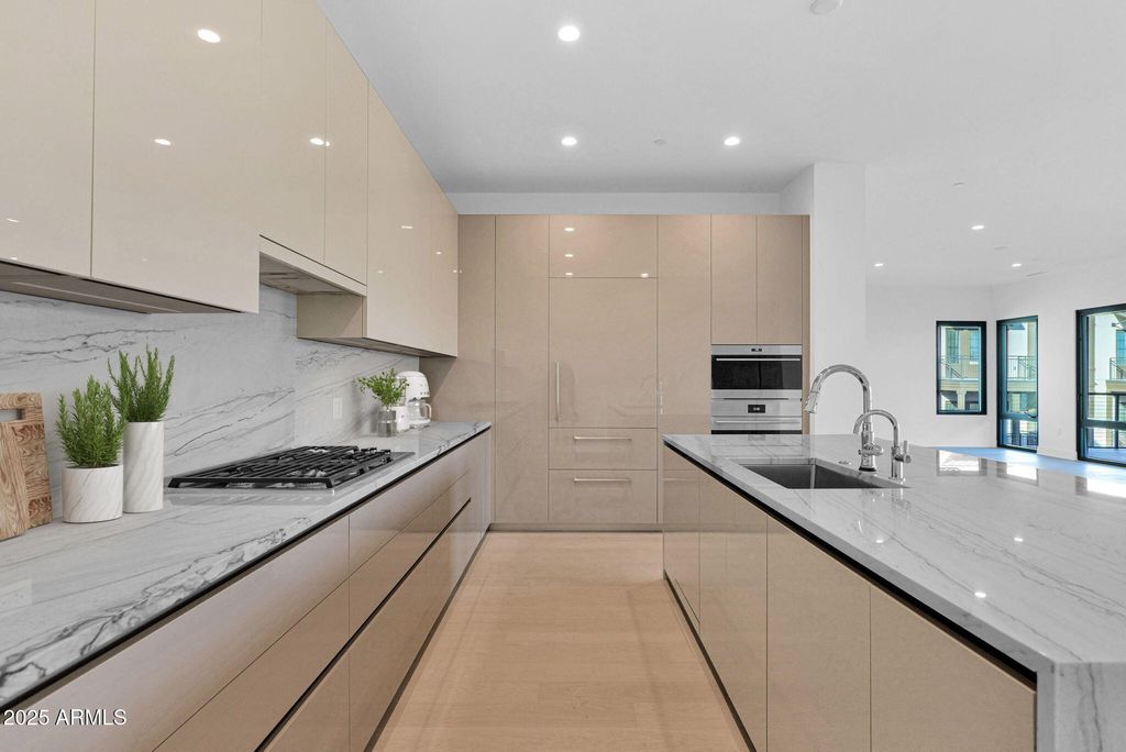 Photo of 19355 N 73rd Way #H4020, Scottsdale, AZ 85255 (MLS # 6957593)