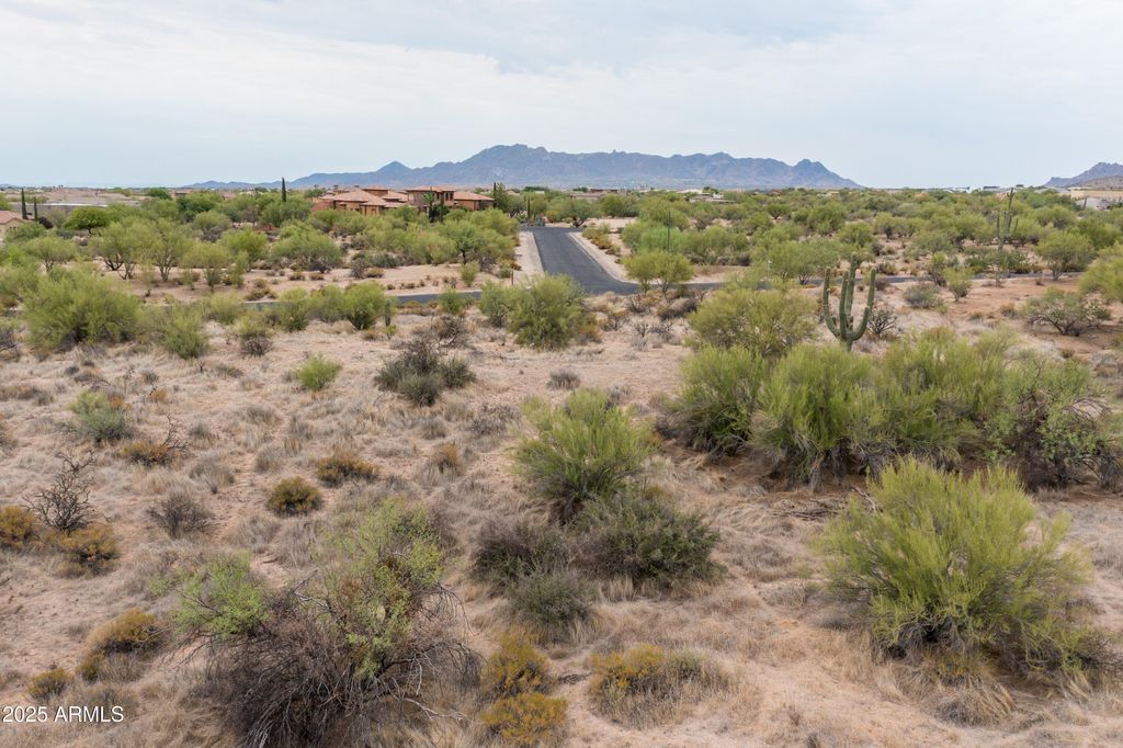 Photo of 141 E Rancho Del Oro Court #-, Scottsdale, AZ 85262 (MLS # 6892337)