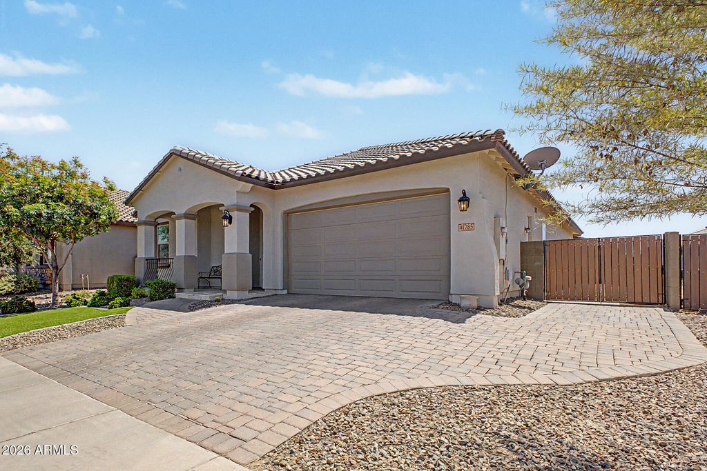 Photo of 41785 W Cielo Lane, Maricopa, AZ 85138 (MLS # 7016371)