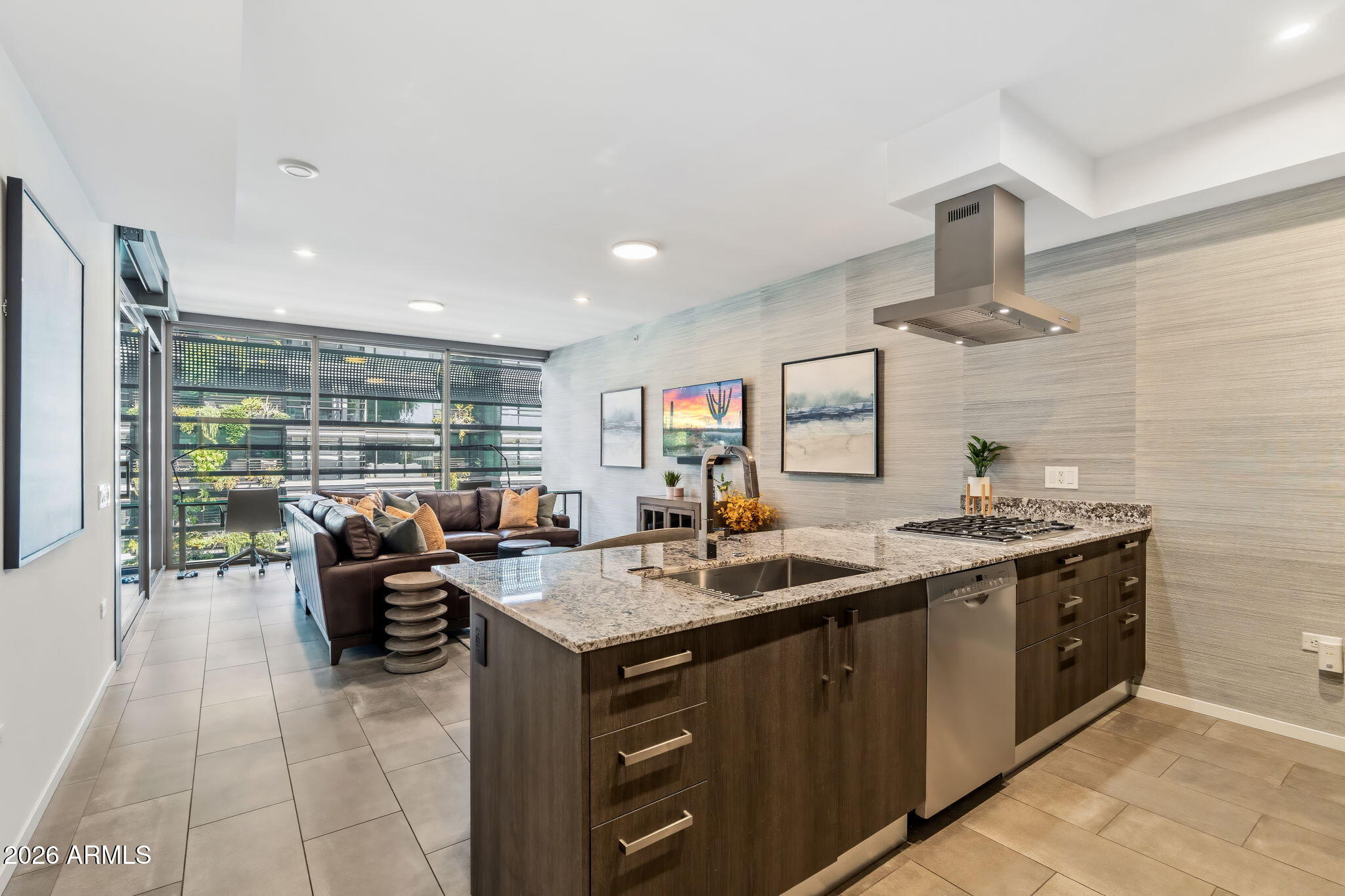 7120 E KIERLAND Boulevard 819