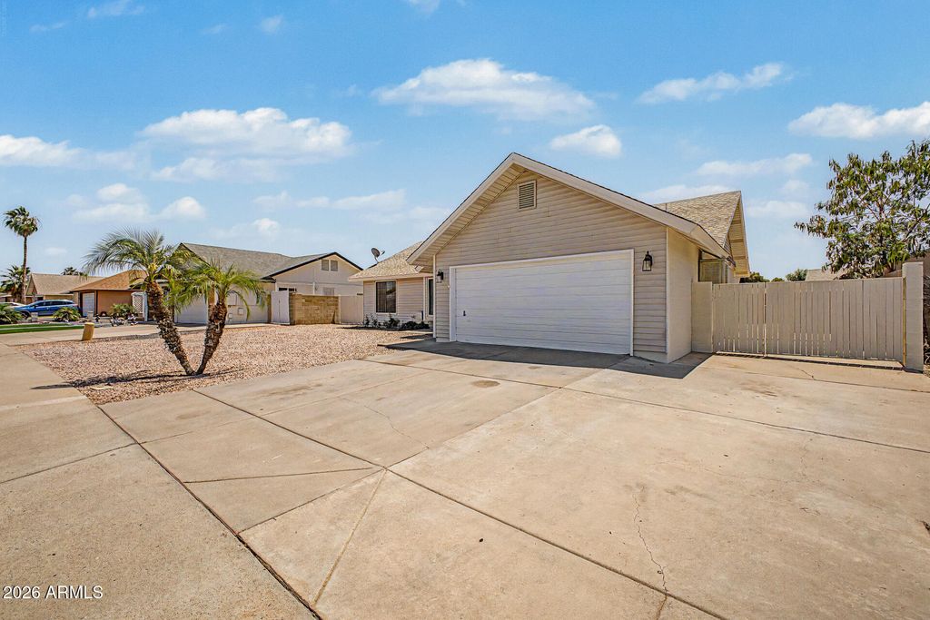 Photo of 2319 E Carol Avenue, Mesa, AZ 85204 (MLS # 7028021)
