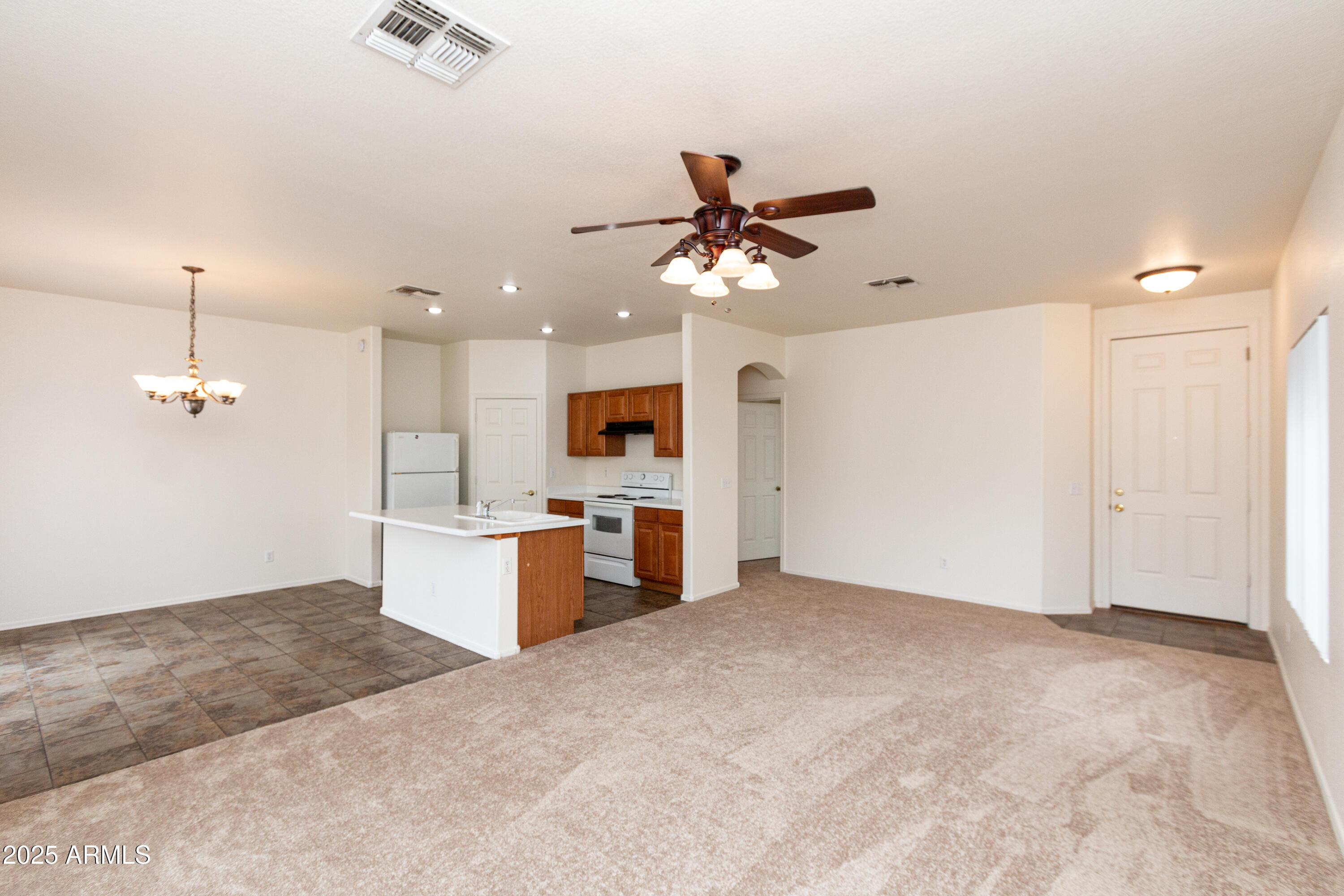 2624 E LA COSTA Drive