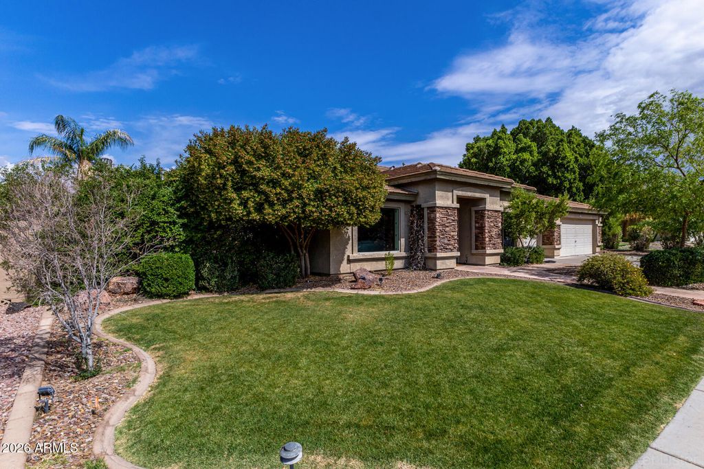 Photo of 9904 E Monterey Avenue, Mesa, AZ 85209 (MLS # 6996943)