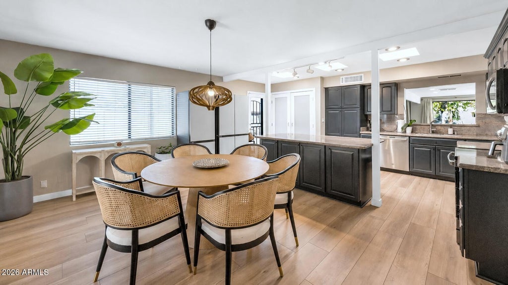 Photo of 15223 N 4th Street, Phoenix, AZ 85022 (MLS # 7072613)