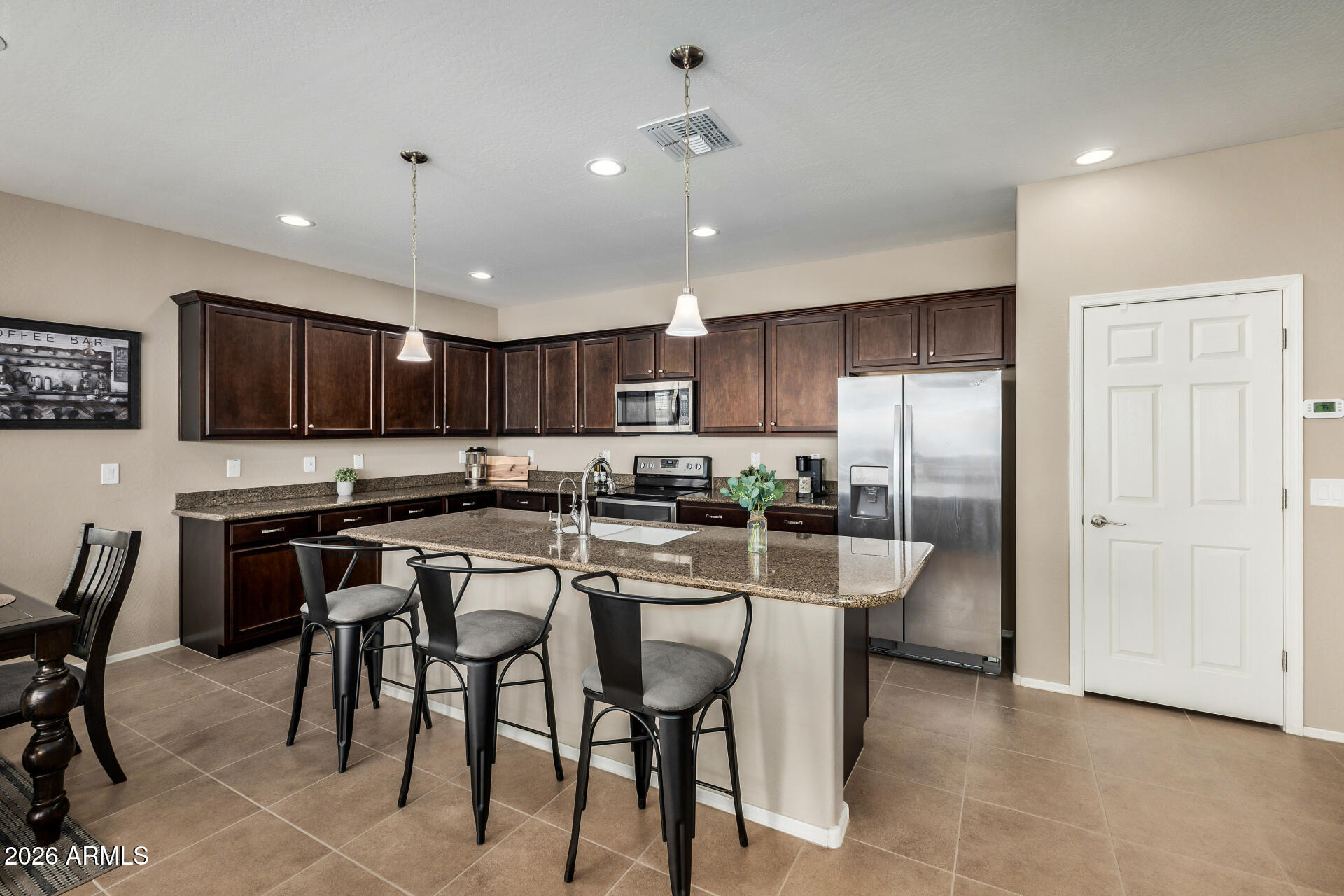 22533 E Camina Plata --