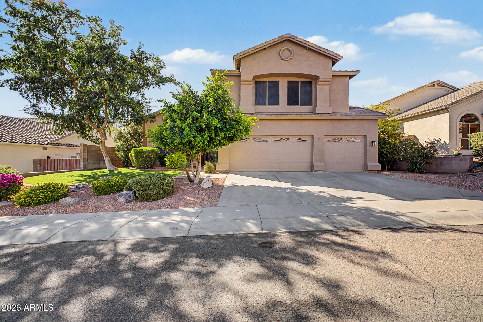 1722 E SAMUEL Drive