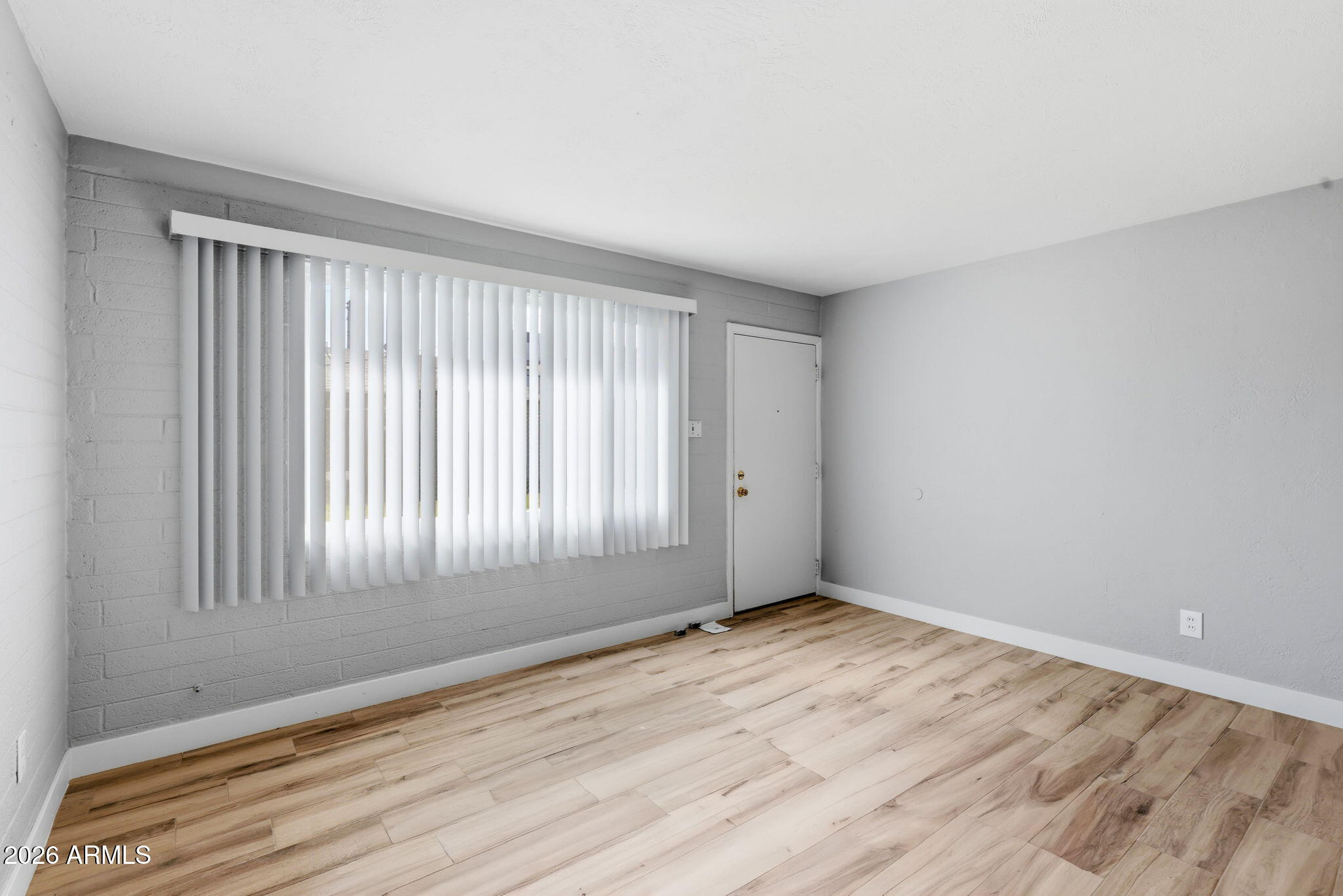 1921 E Osborn Road 4