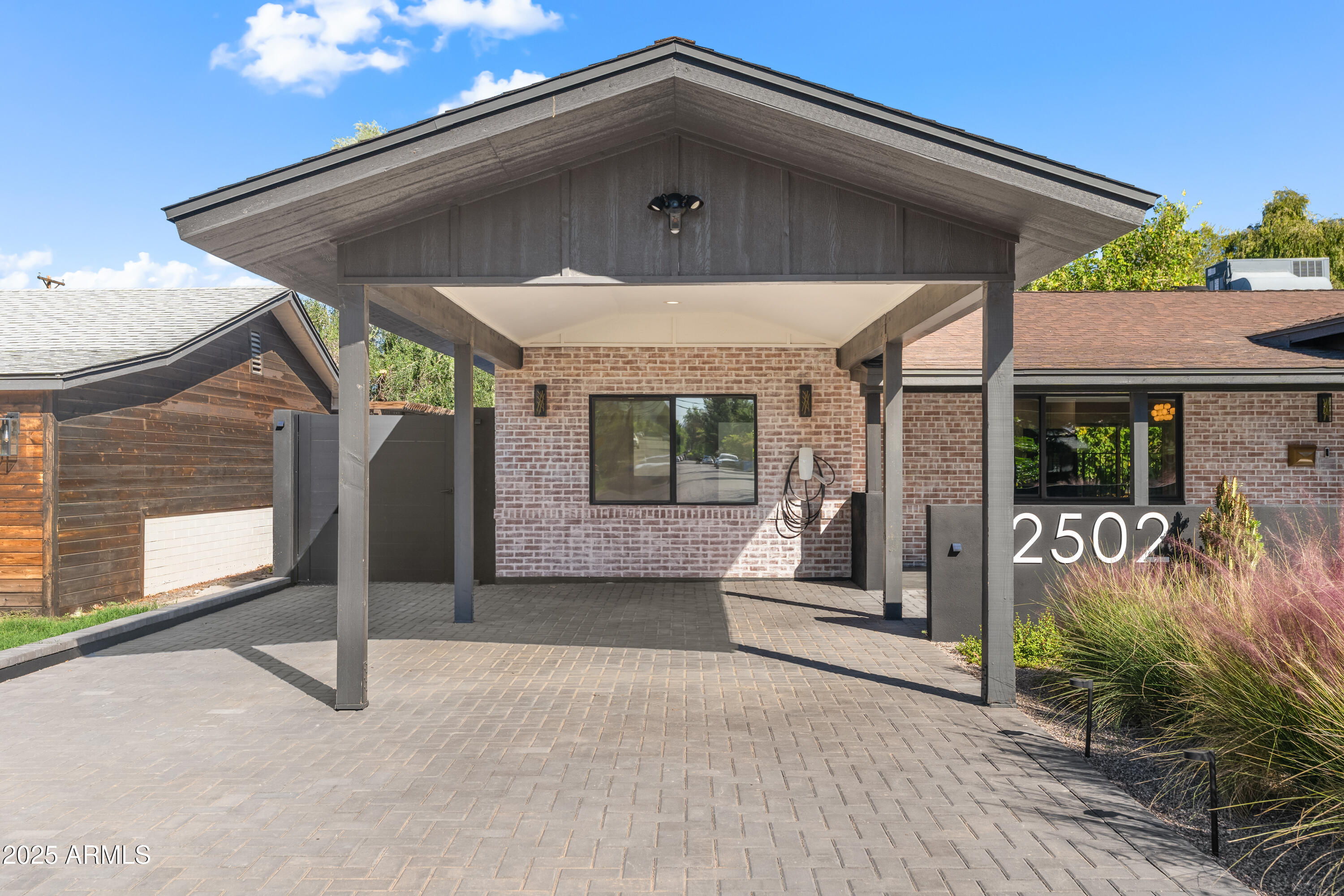 Homes for Sale in Queen Creek Arizona 1 2502 E WHITTON Avenue