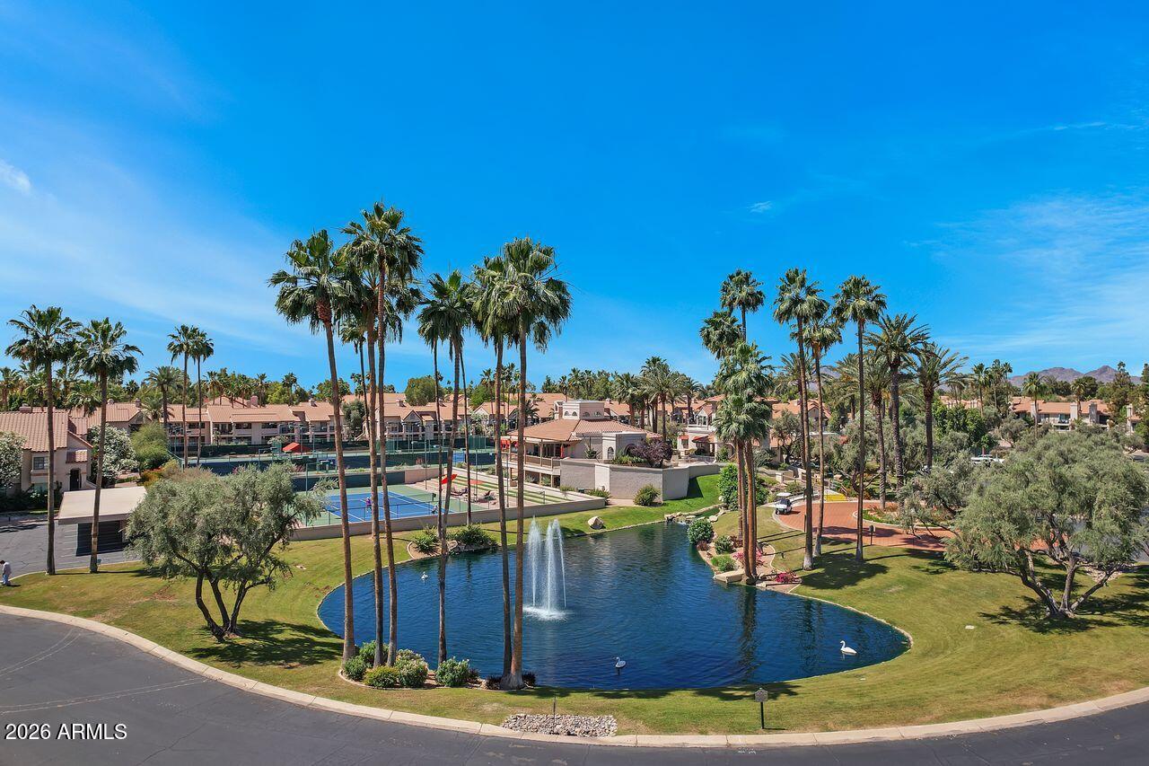 9705 E MOUNTAIN VIEW Road 1046
