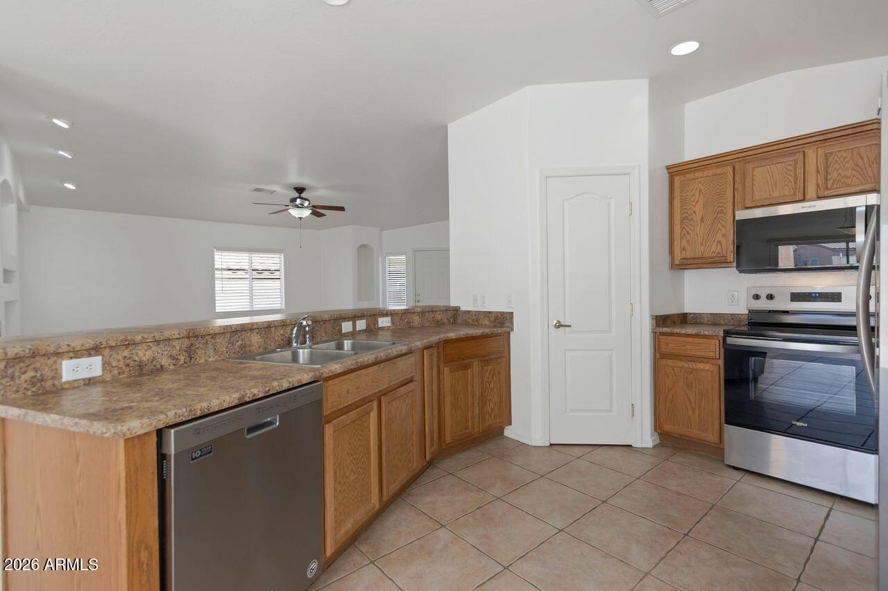 4981 E CATALINA Court