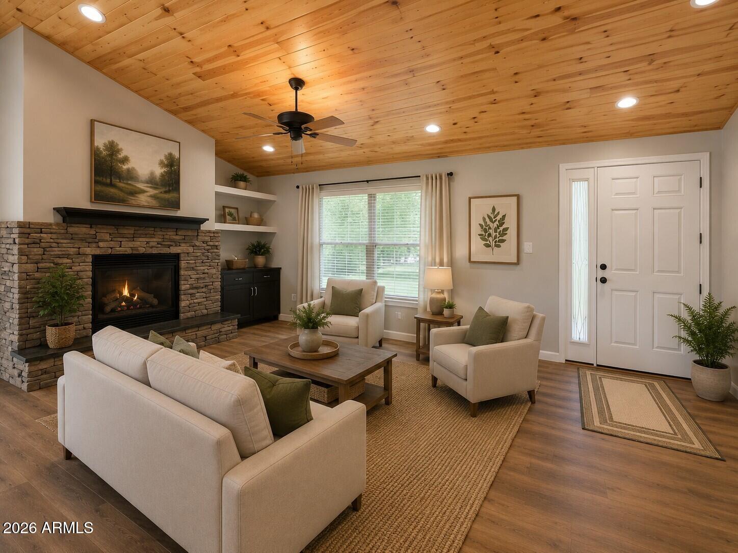 PINETOP ESTATES LOT 12 - Residential