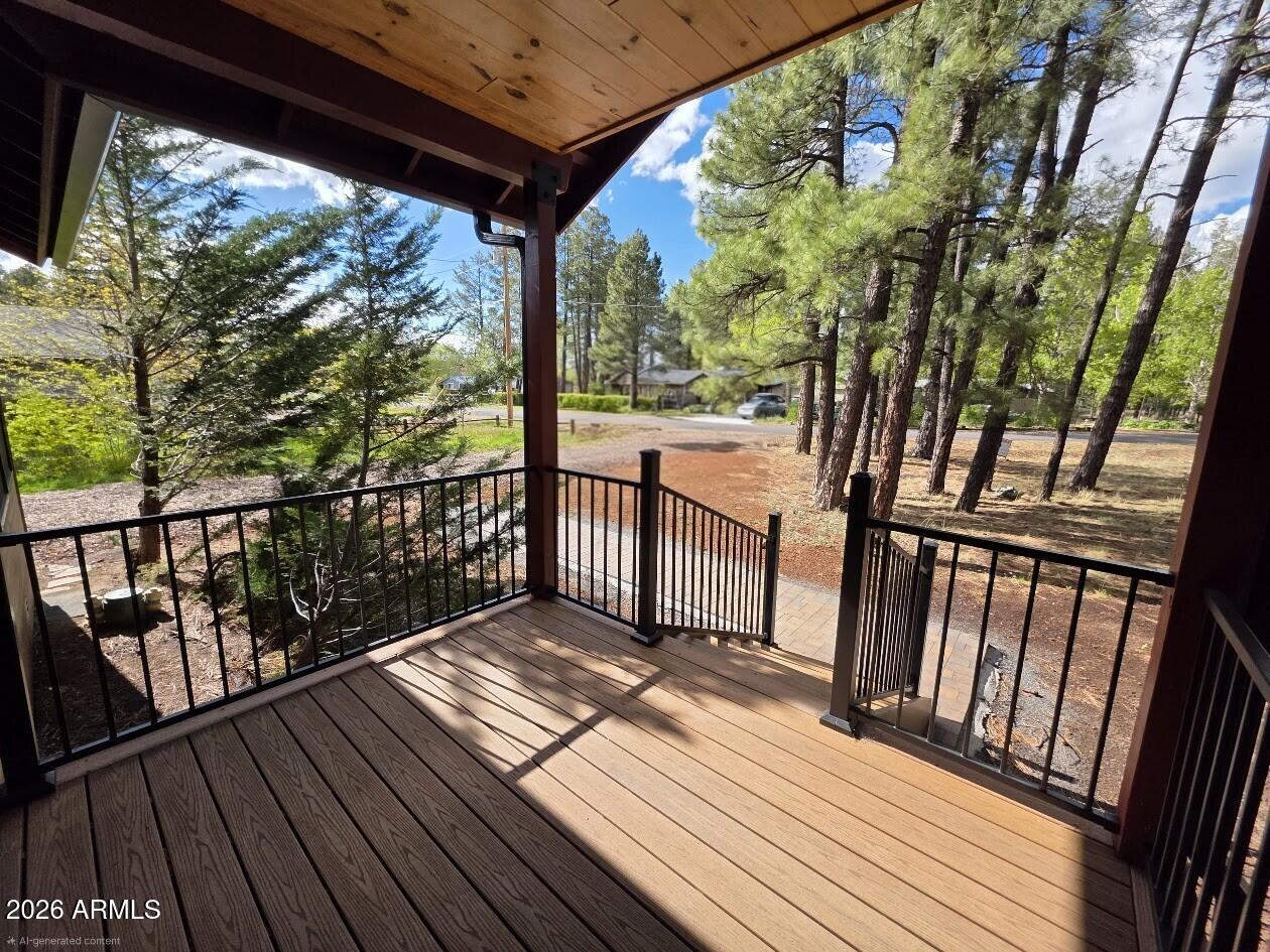 PINETOP ESTATES LOT 12 - Residential