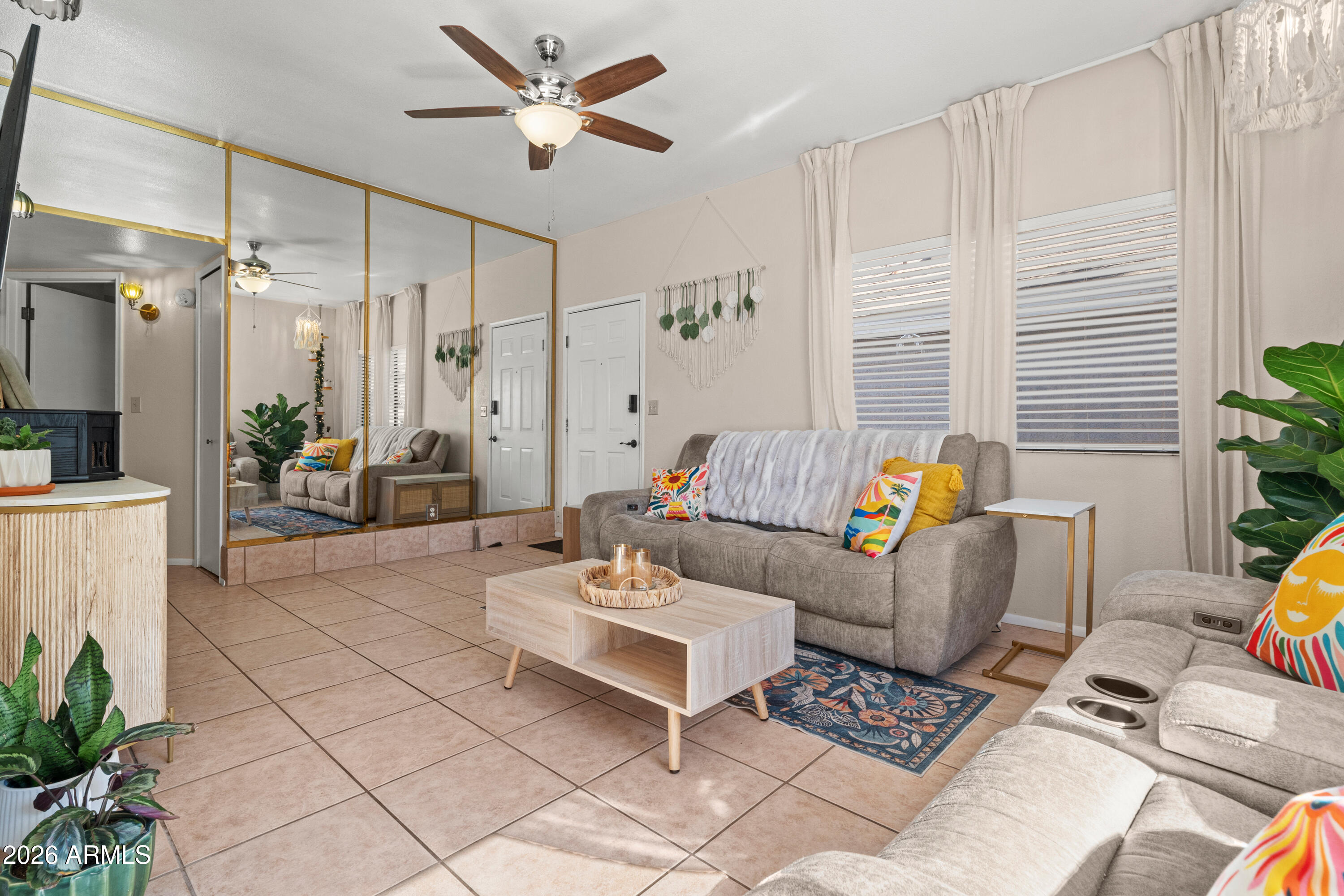 5301 DESERT SHADOWS Drive