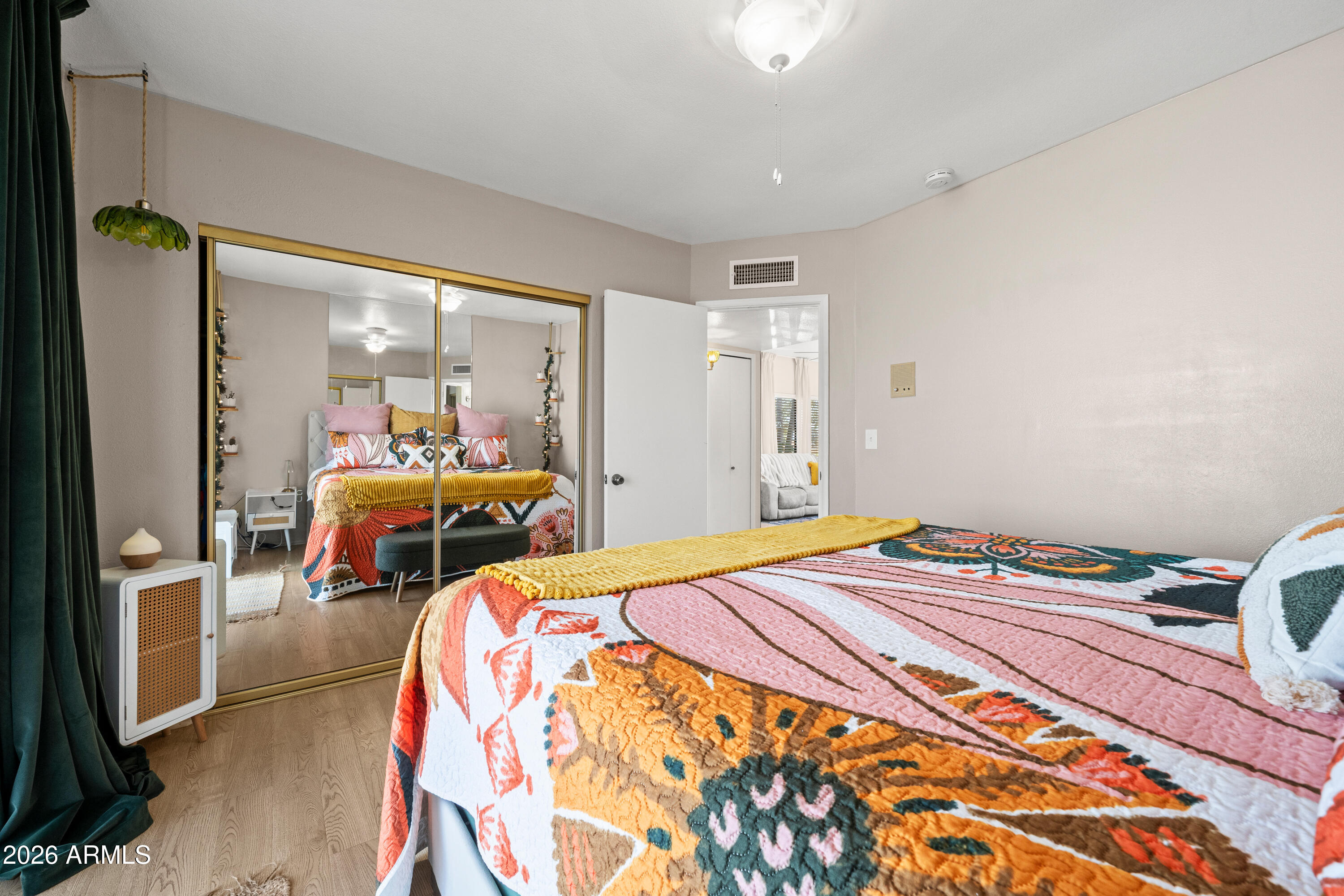 5301 DESERT SHADOWS Drive