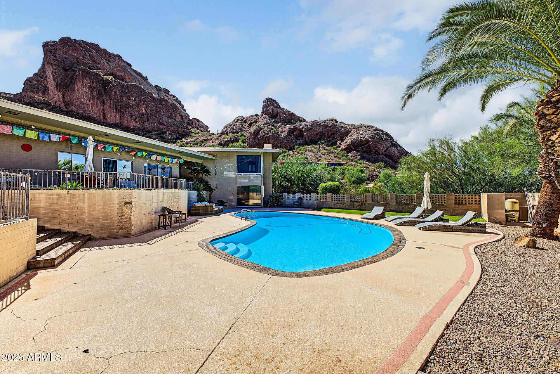 5238 E PALO VERDE Drive 8