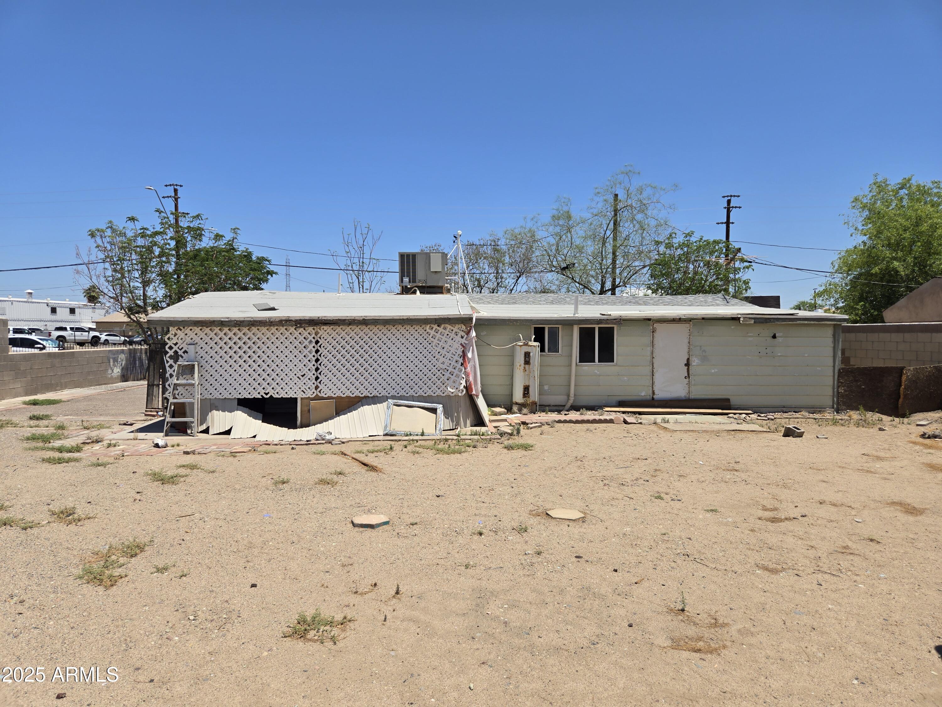 13614 N MAIN Street