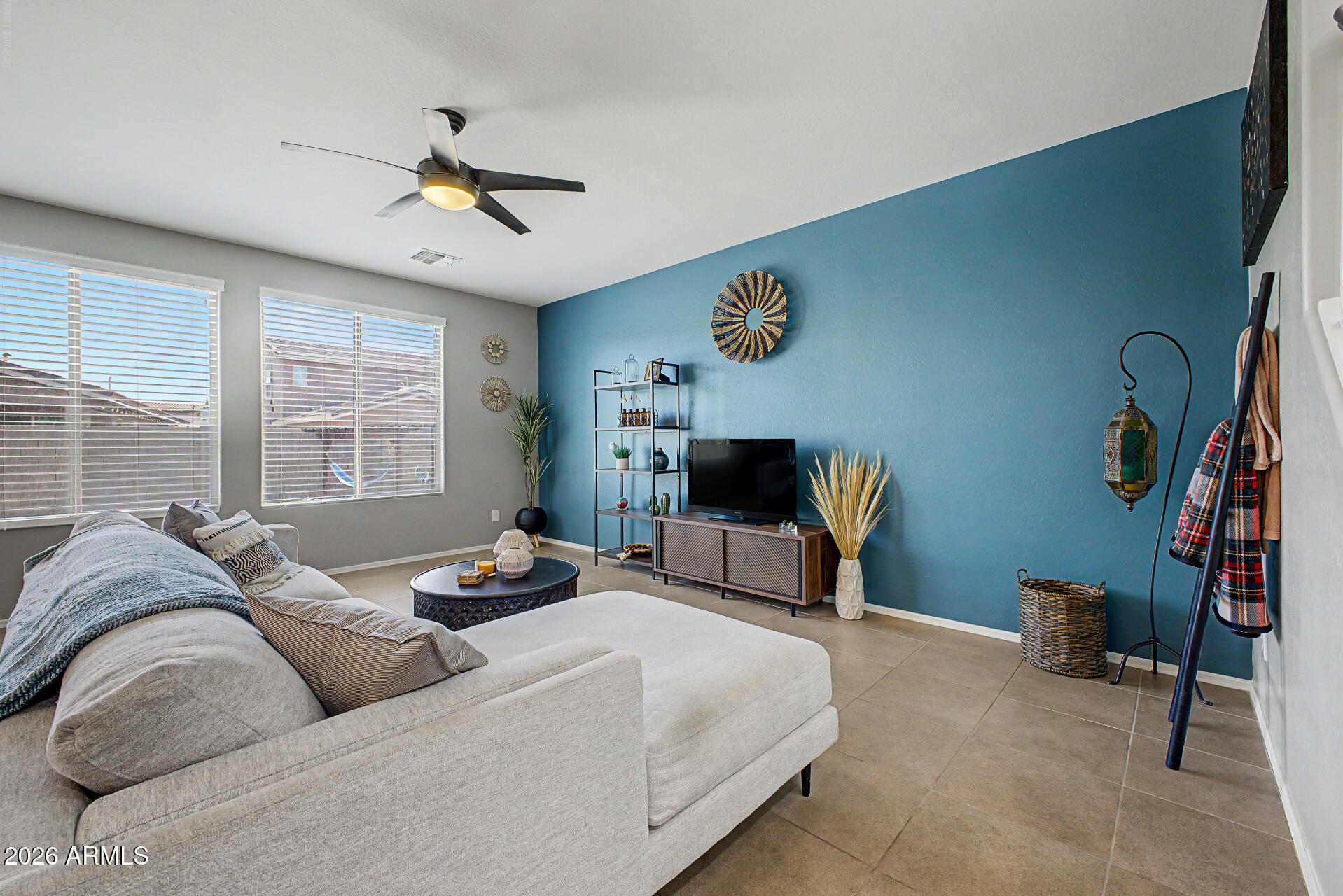 12119 W HIDE Trail