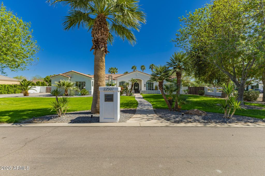 Photo of 22507 S 199th Circle, Queen Creek, AZ 85142 (MLS # 6993476)