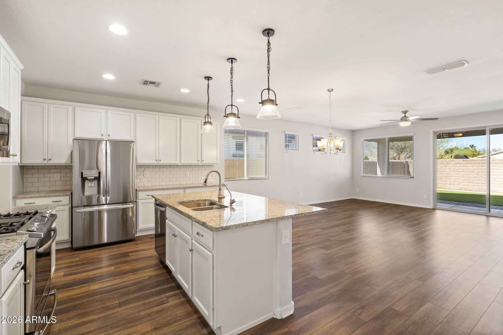 10066 W CASHMAN Drive