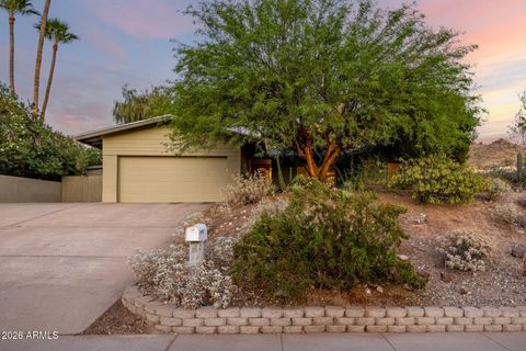 Photo of 7657 N 22nd Street, Phoenix, AZ 85020 (MLS # 7004997)