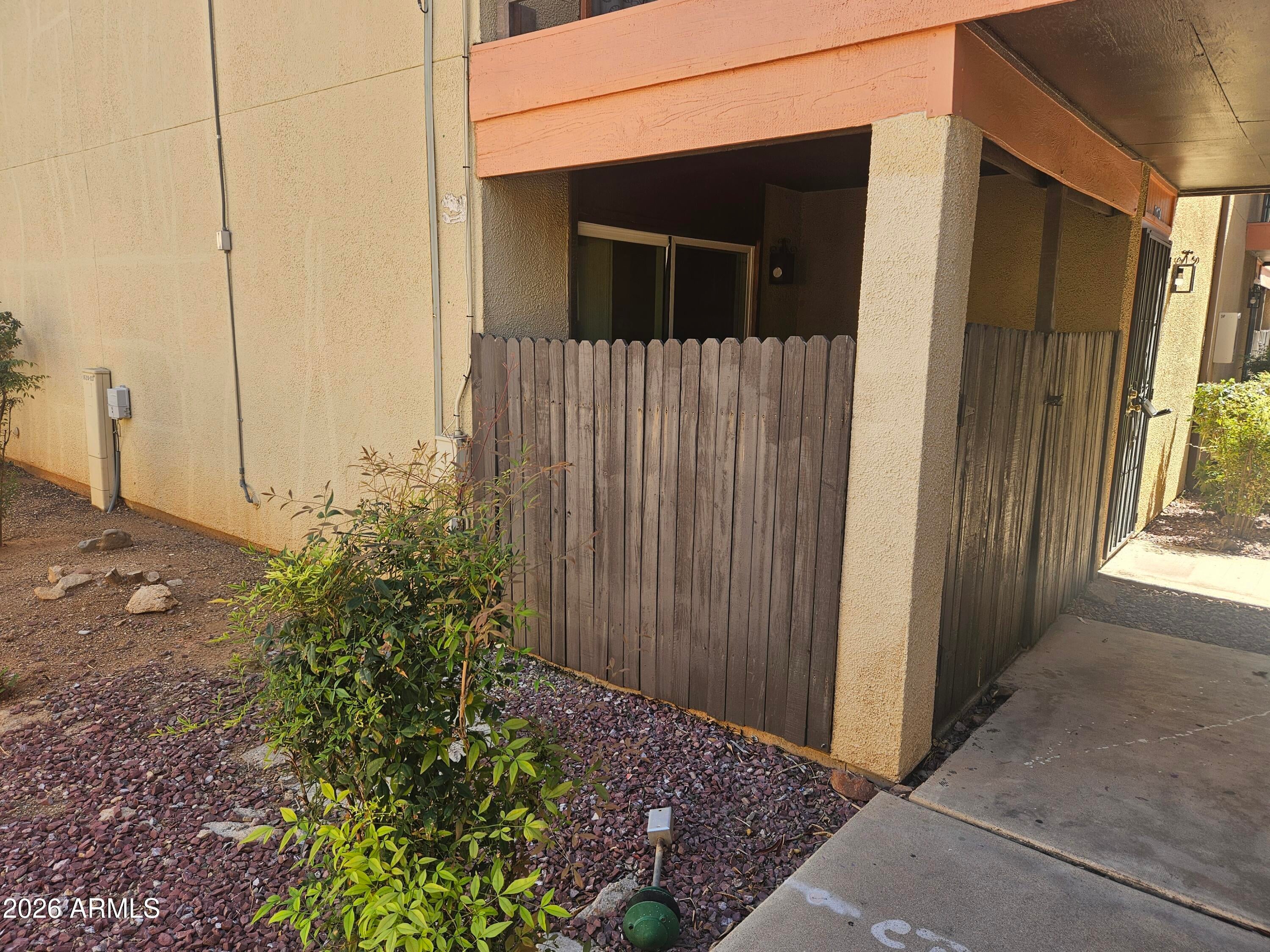 1620 N WILMOT Road D-174