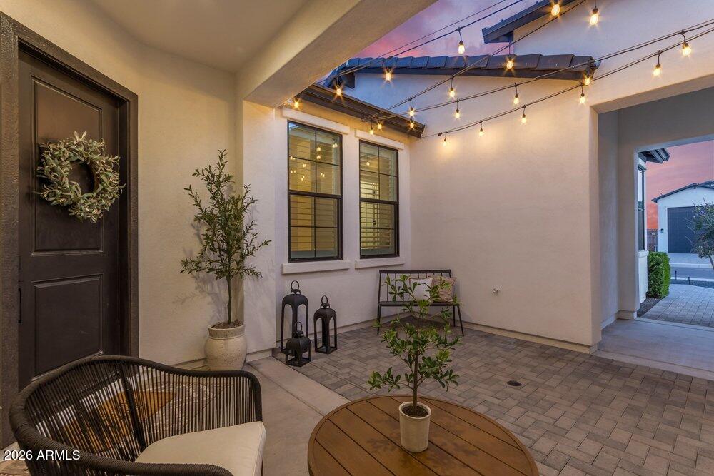 1162 E LA FORTUNA Court