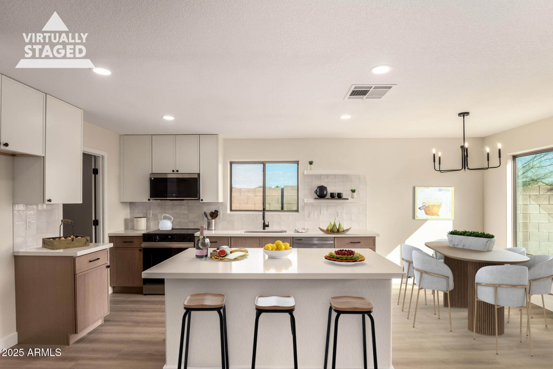 Home Search 3221 W BEAUBIEN Drive