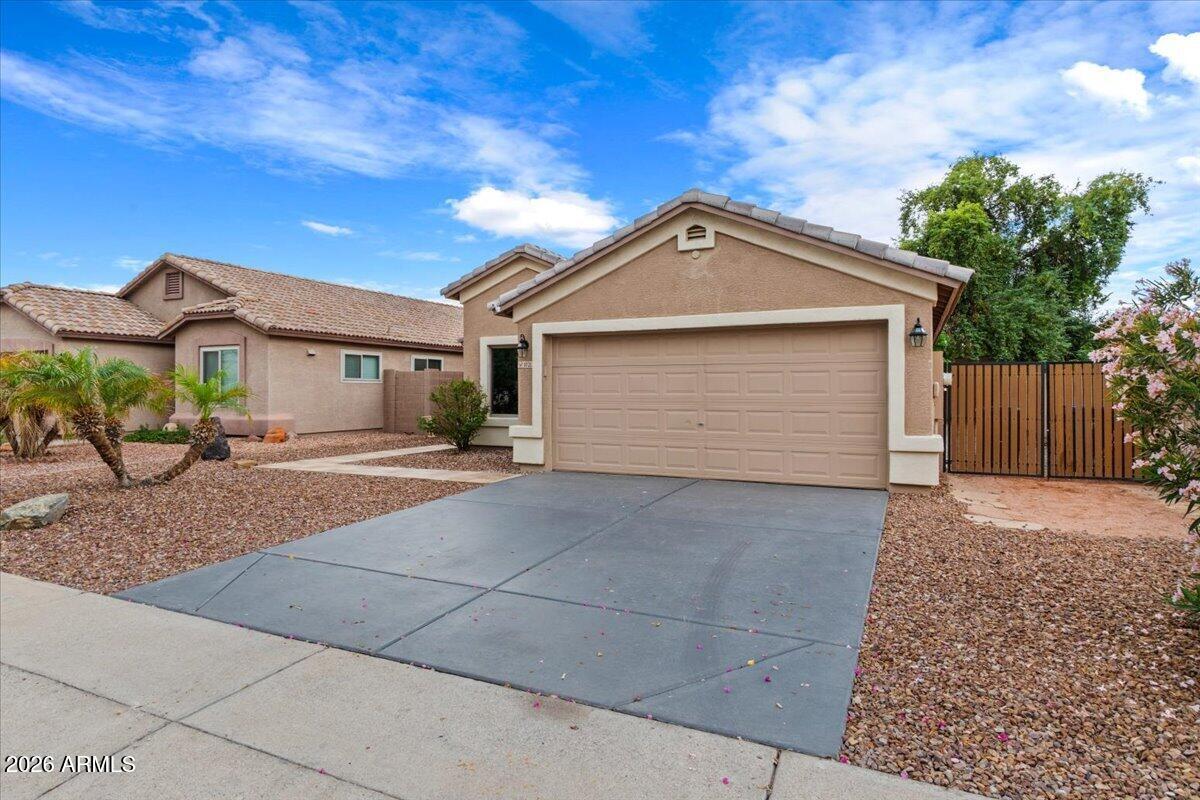 10213 E CALYPSO Avenue