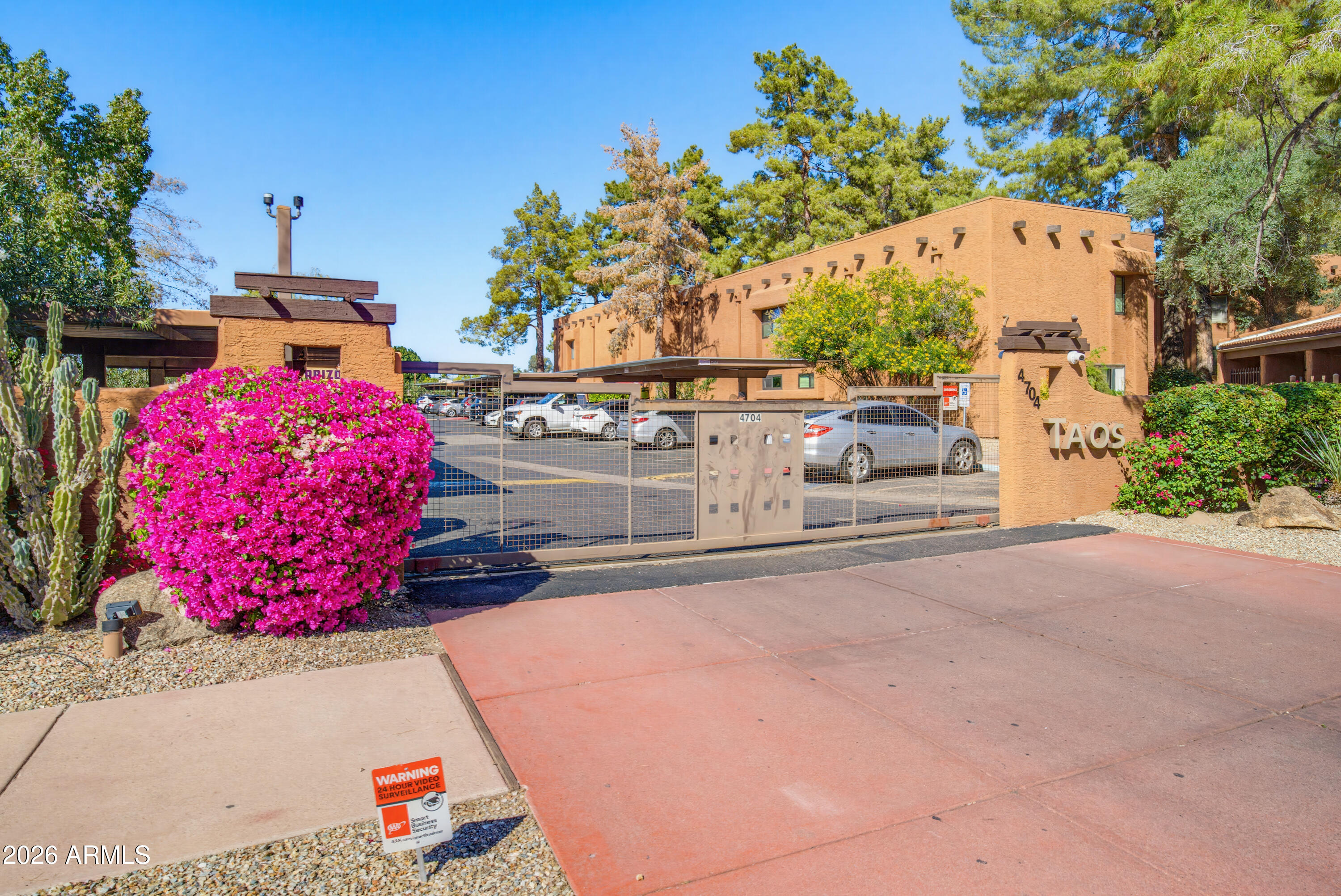 4704 E PARADISE VILLAGE Parkway N 303