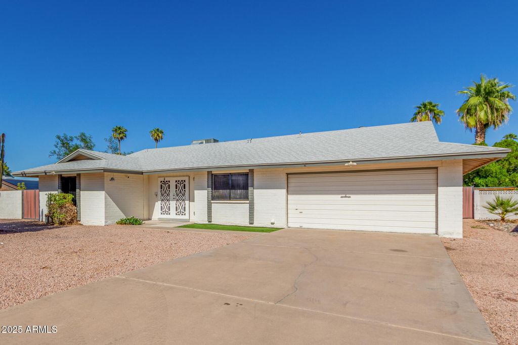 Photo of 1043 S 74th Place, Mesa, AZ 85208 (MLS # 6928489)