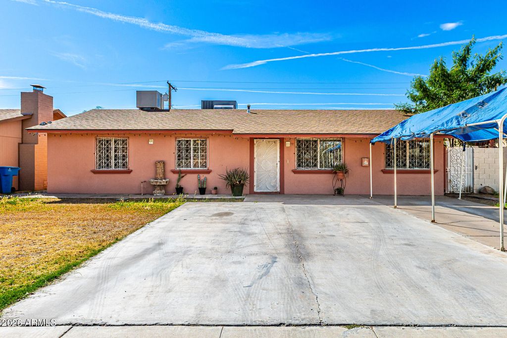 Photo of 4117 W Mulberry Drive, Phoenix, AZ 85019 (MLS # 6998823)
