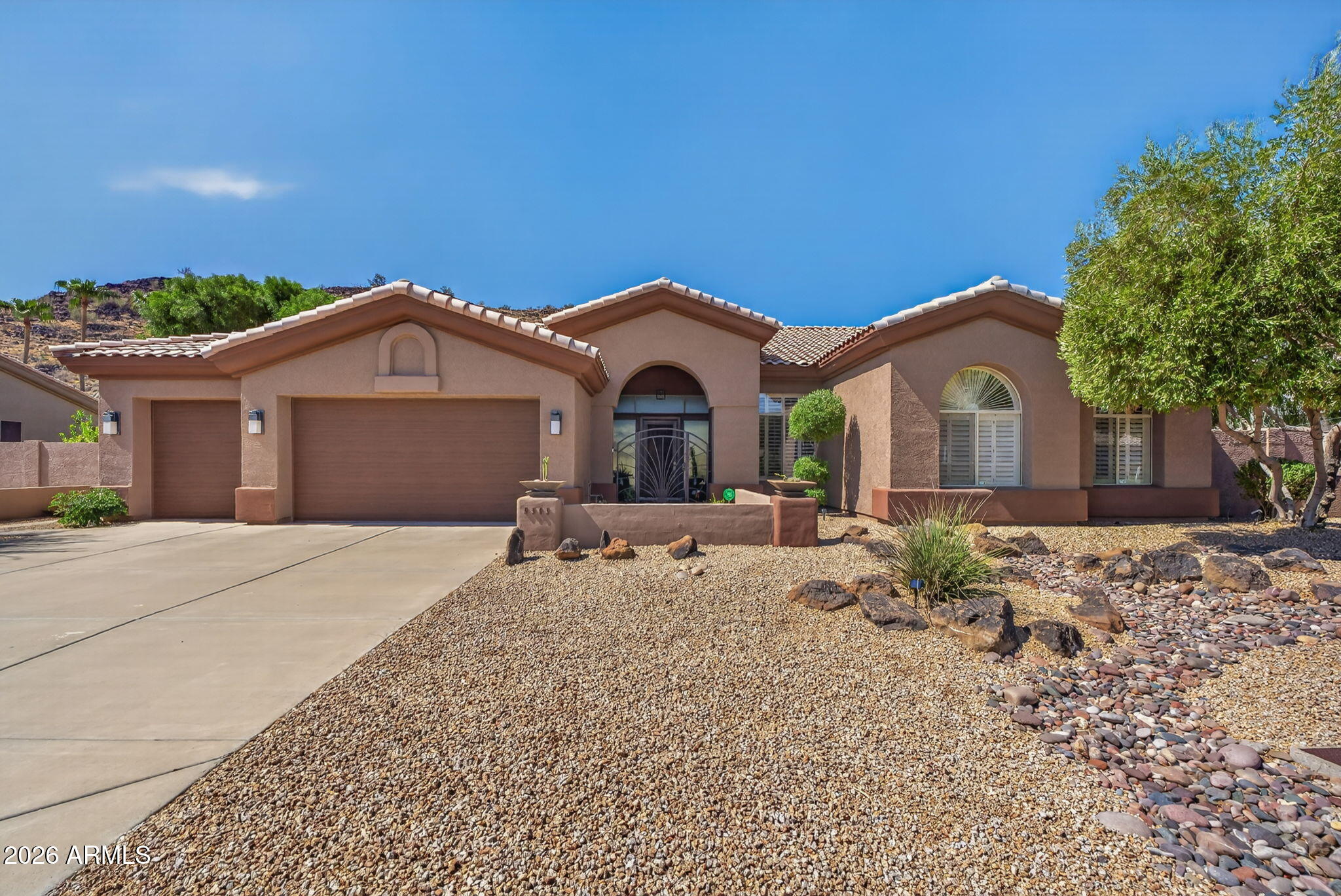 5565 W PINNACLE HILL Drive