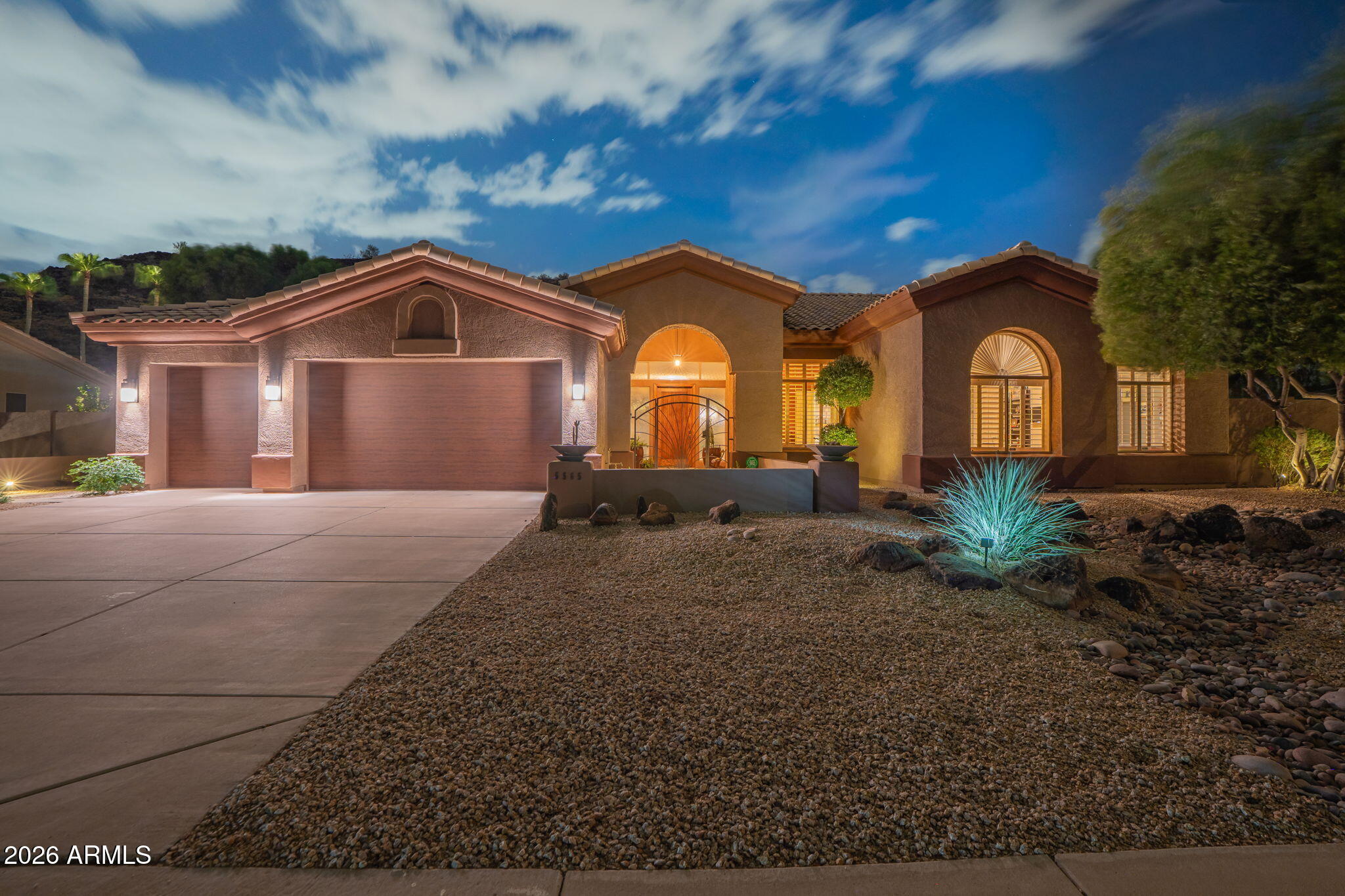 5565 W PINNACLE HILL Drive