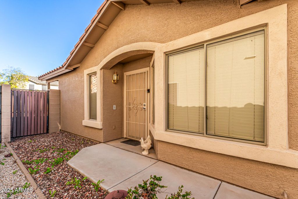 Photo of 42634 W Colby Drive, Maricopa, AZ 85138 (MLS # 6957309)