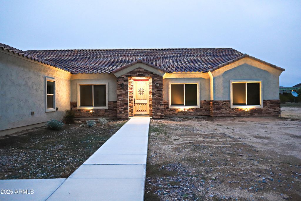 Photo of 9780 W Vista Bonito Drive, Casa Grande, AZ 85194 (MLS # 6950737)