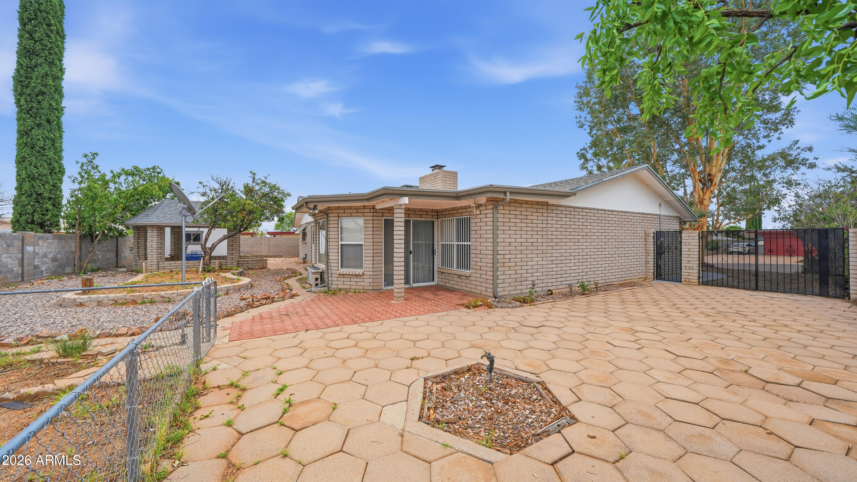 1349 CHOLLA Circle