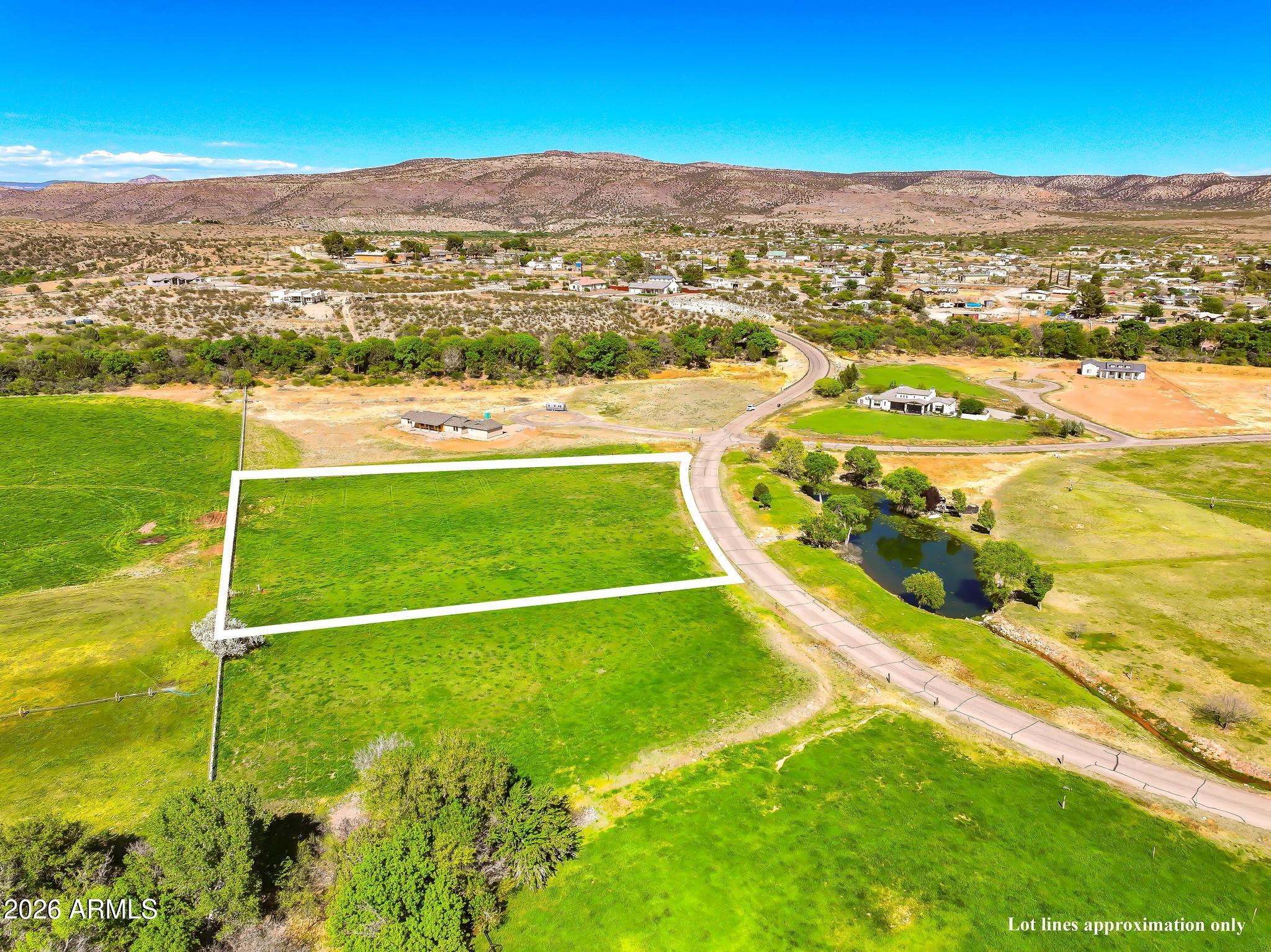 220 S Bonito Ranch Loop 9