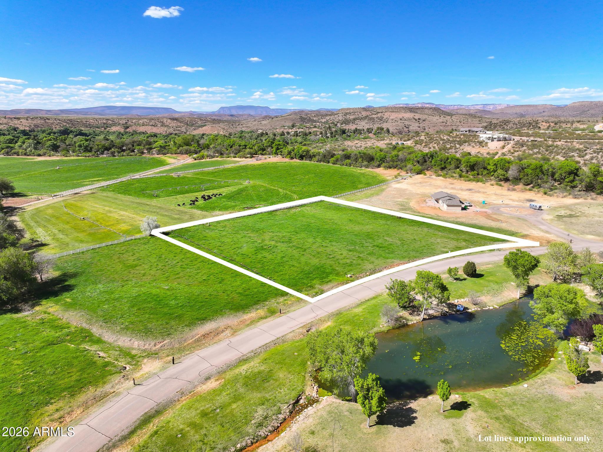 220 S Bonito Ranch Loop 9