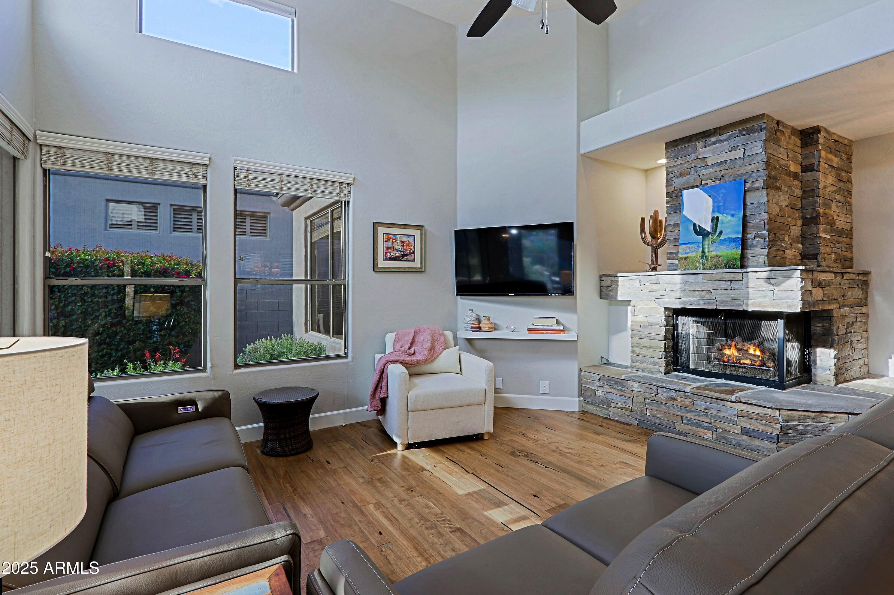 6939 E BRAMBLE BERRY Lane